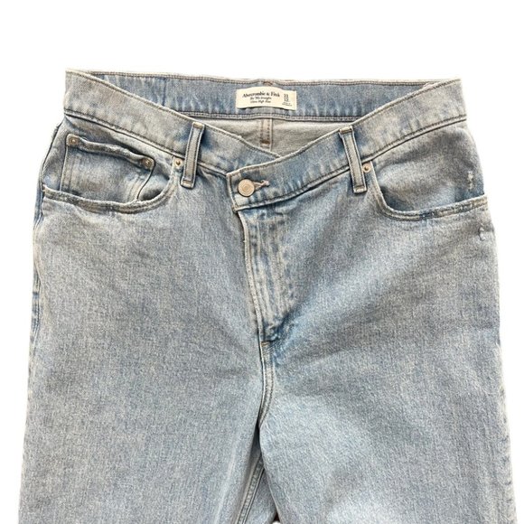 ❌SOLD Abercrombie & Fitch Ultra High Rise 90s Straight Jean Criss-Cross Waist 31 - Picture 4 of 13